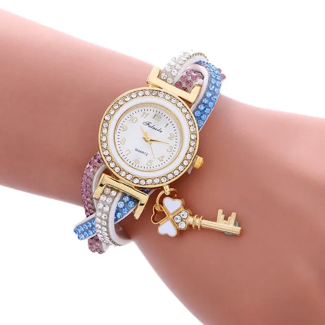 2018 Hot Sale Special Gifts Women Watches Luxury Fashion Wrap Around Padlock Diamond Bracelet Lady Womans Wrist Watch
