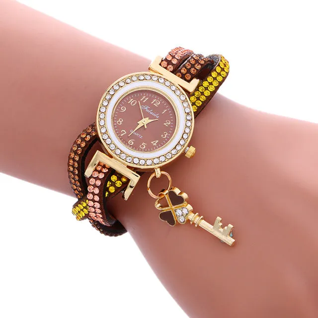 2018 Hot Sale Special Gifts Women Watches Luxury Fashion Wrap Around Padlock Diamond Bracelet Lady Womans Wrist Watch