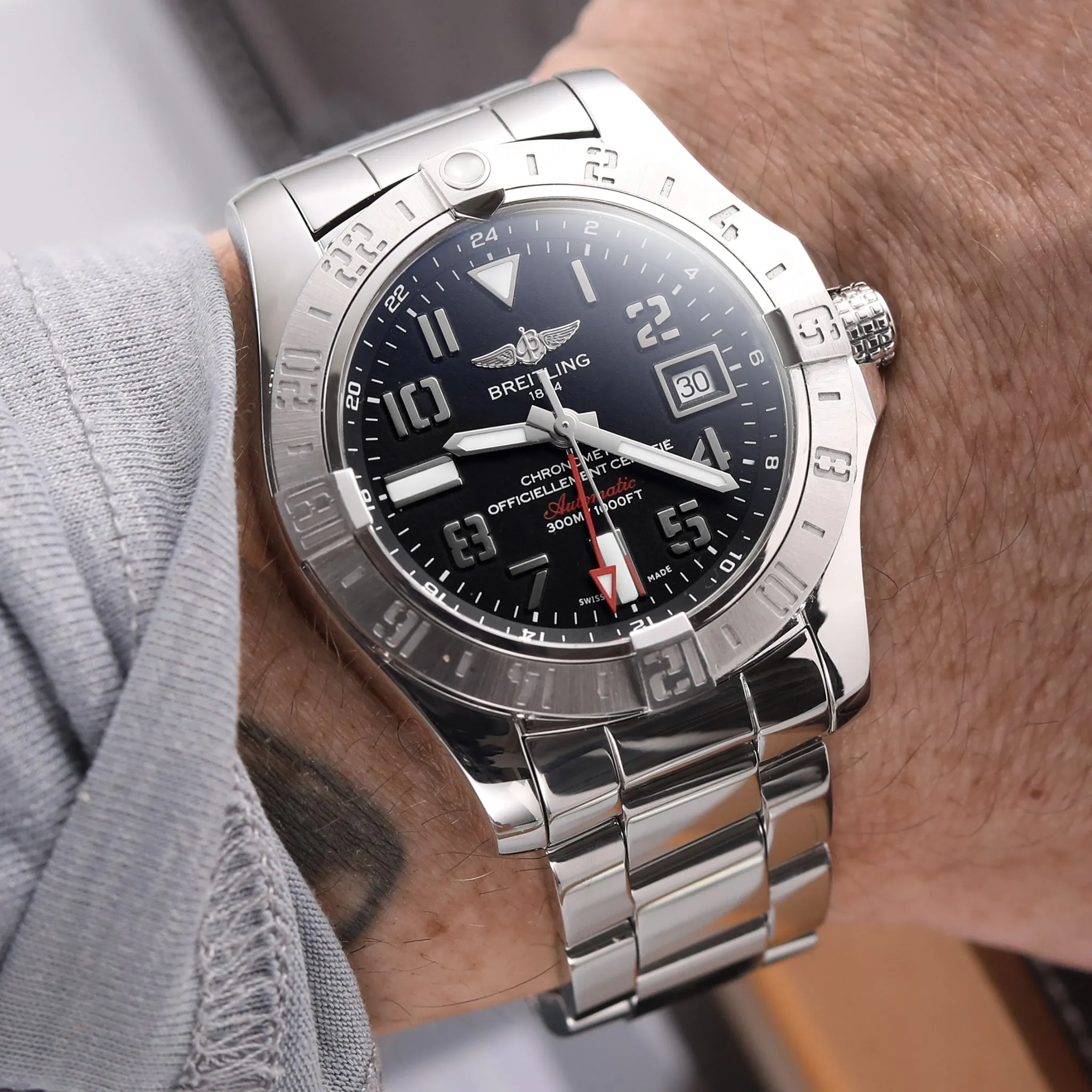 Avenger II GMT - A3239011/BC34