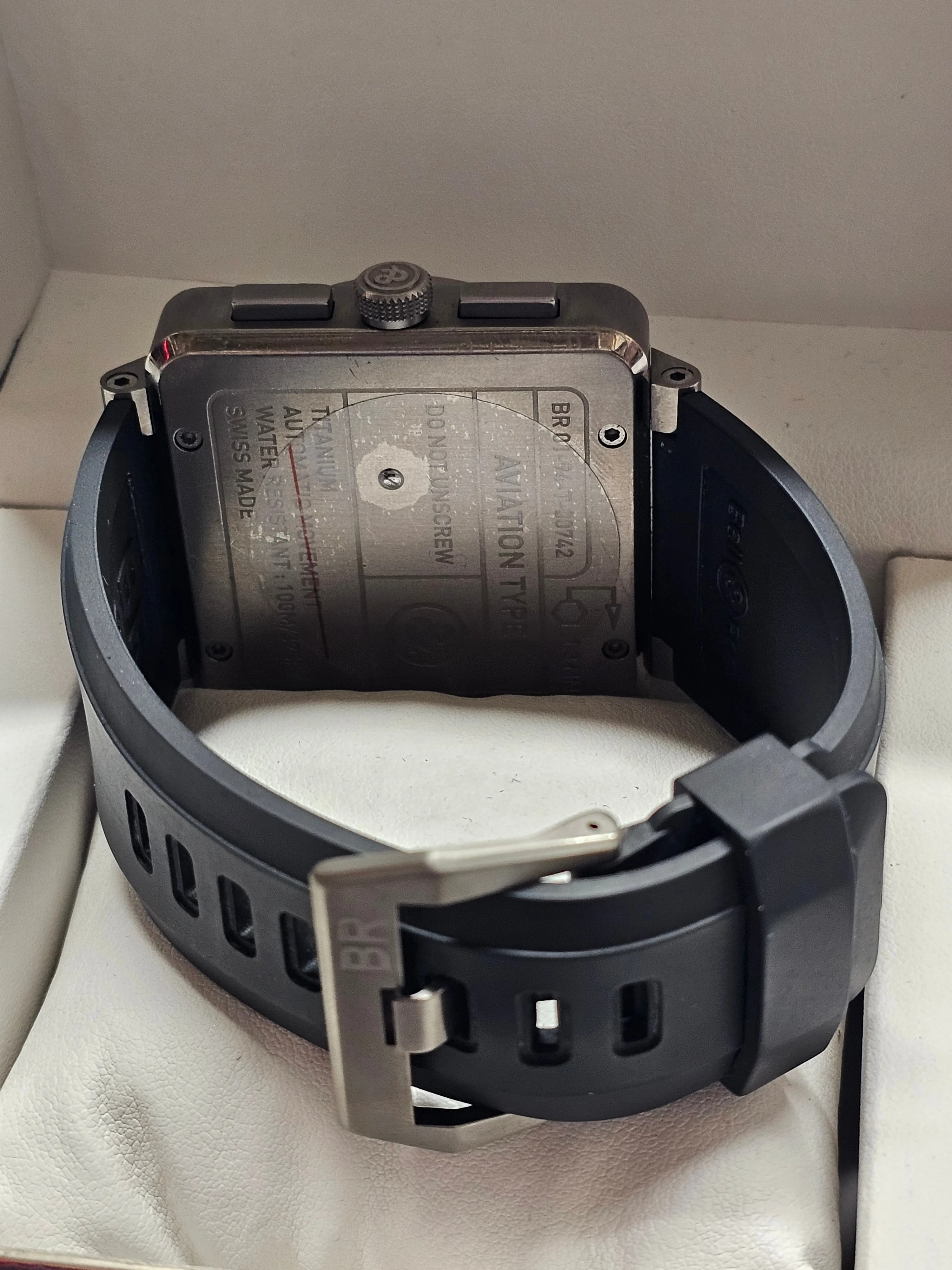 BELL & ROSS Aviation Style w/ Titanium Large Case Men's Watch- $15K APR w/ COA!!