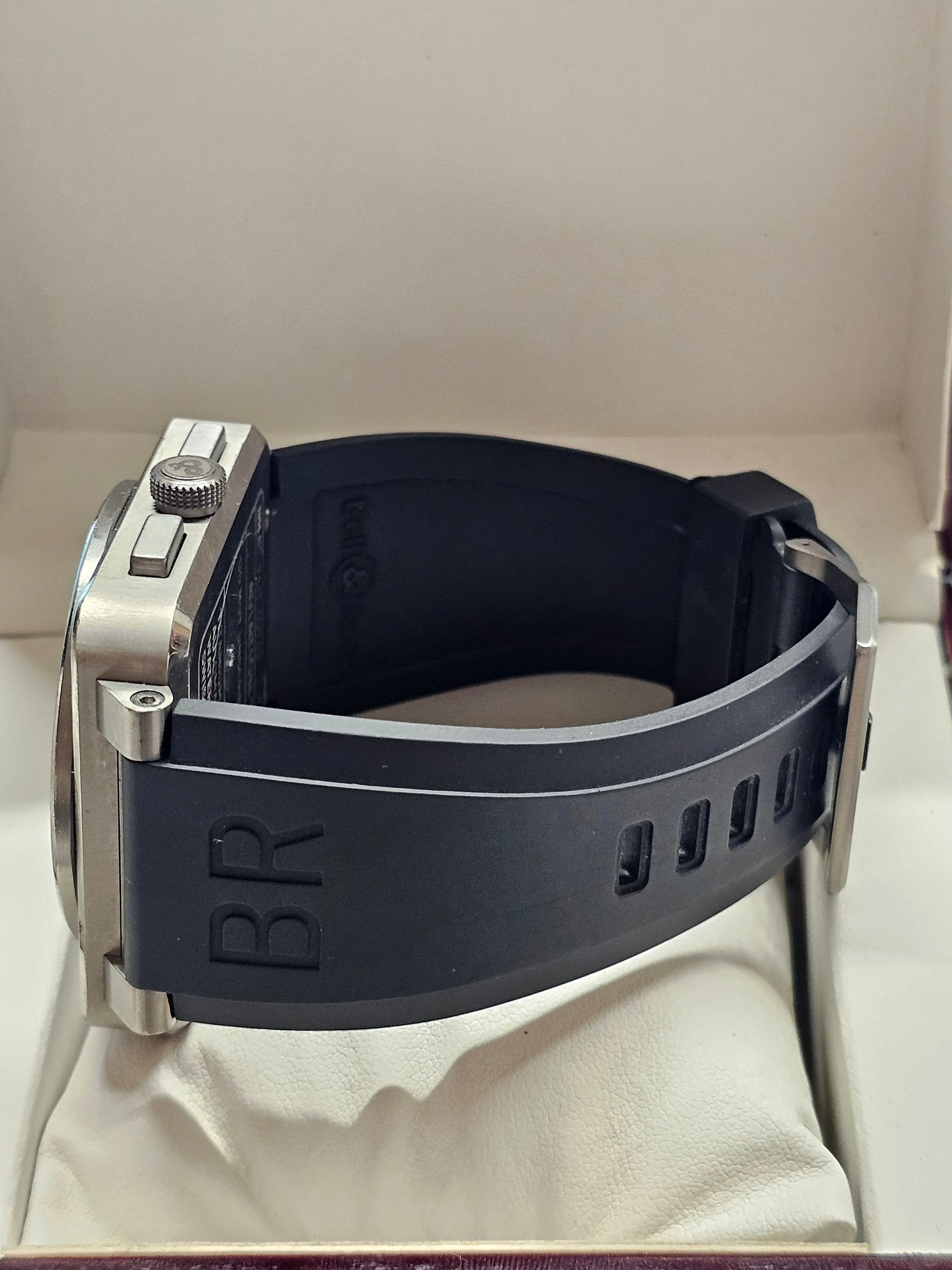 BELL & ROSS Aviation Style w/ Titanium Large Case Men's Watch- $15K APR w/ COA!!