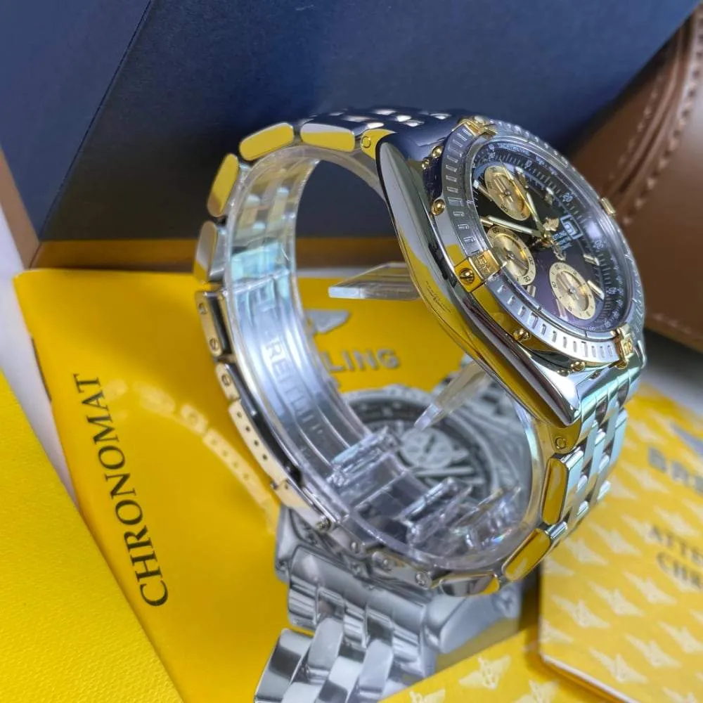 Breitling Chronomat B13352