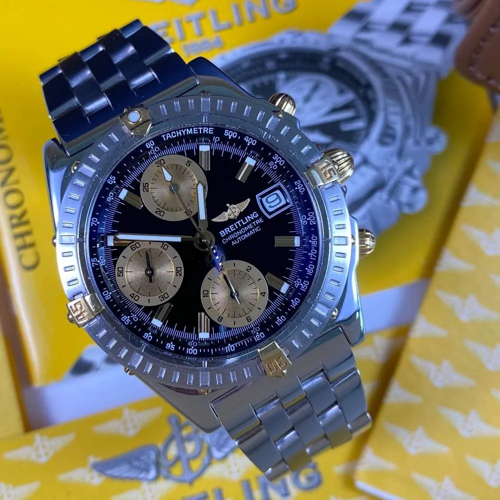 Breitling Chronomat B13352