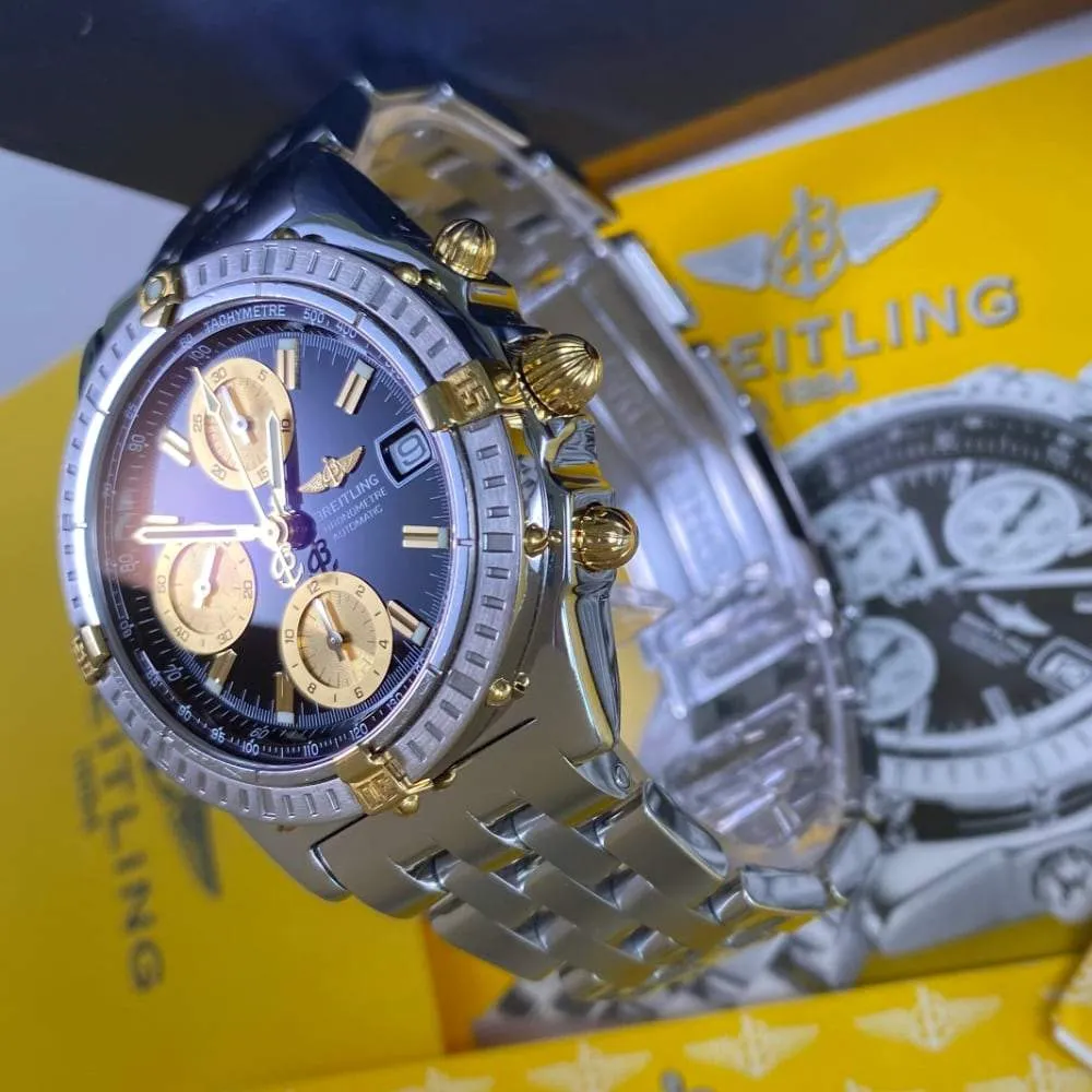Breitling Chronomat B13352