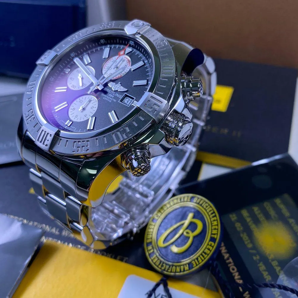 Breitling Super Avenger II A13371