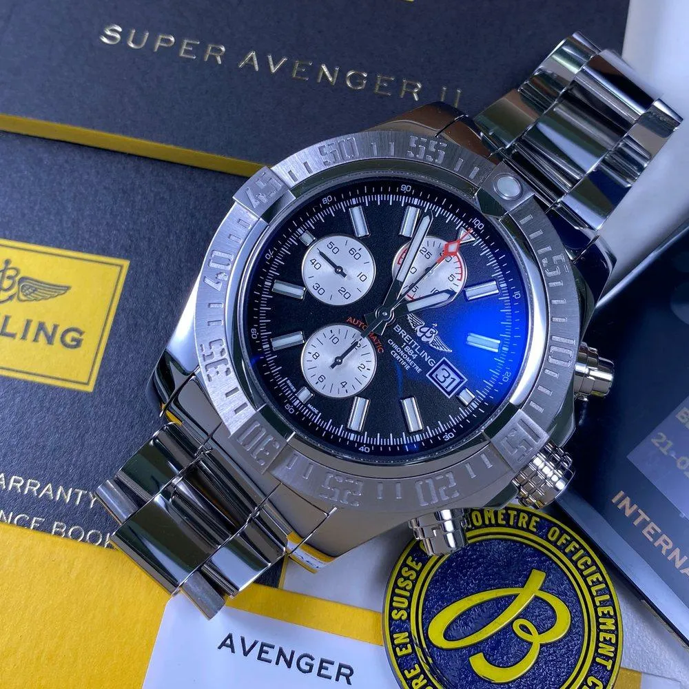 Breitling Super Avenger II A13371