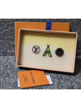 brooch