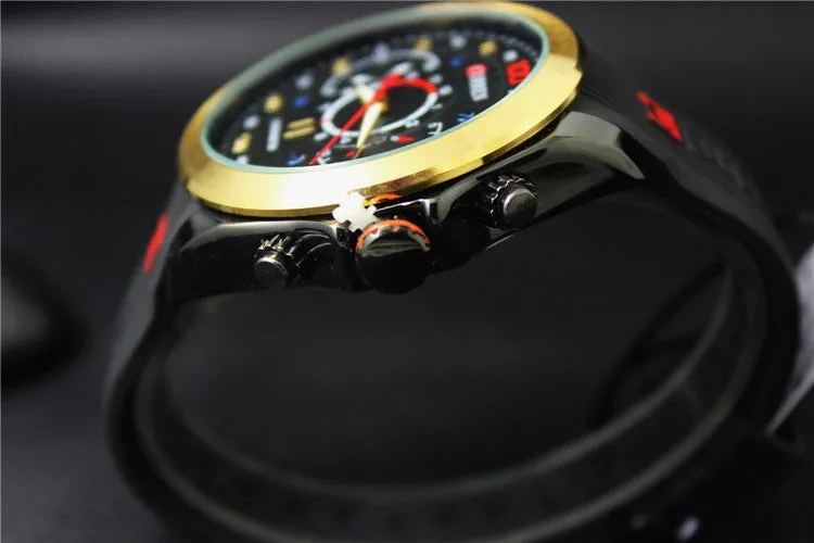 New Famous CURREN Brand Rubber Fashion Quartz Men Casual Watch Calendar Date Work 30M Waterproof Wristwatch