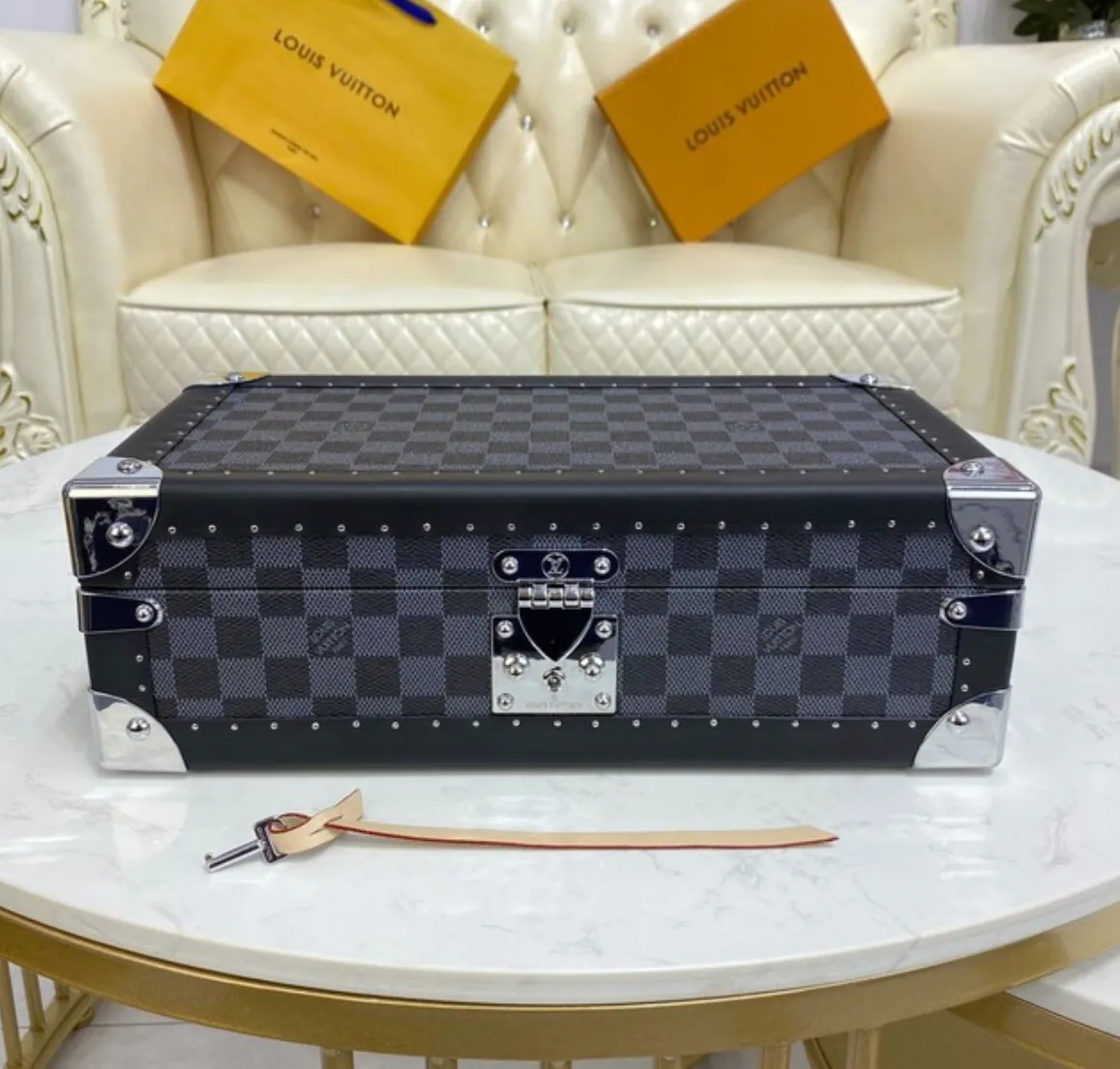 Replica Louis Vuitton Damier Graphite canvas 8 WATCH CASE BOX M47641 blue