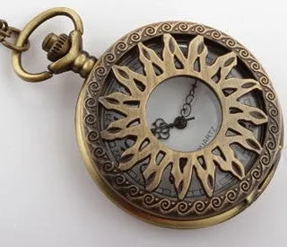 Retro Antique Unisex Bronze Hollow Sunflowers Flip Pocket FOB Watch