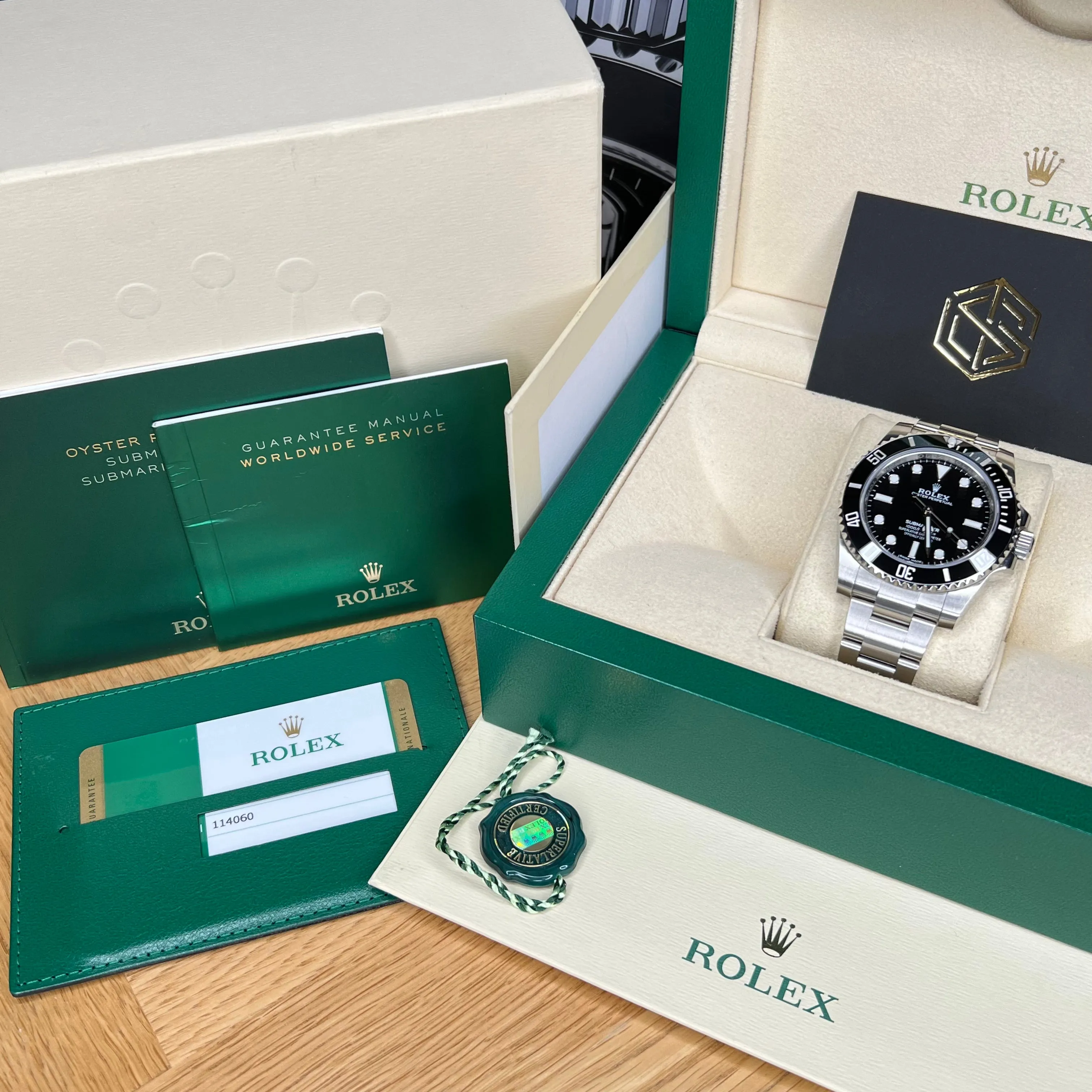 Rolex 114060 Submariner No Date 40mm 2018 Full Set Watch