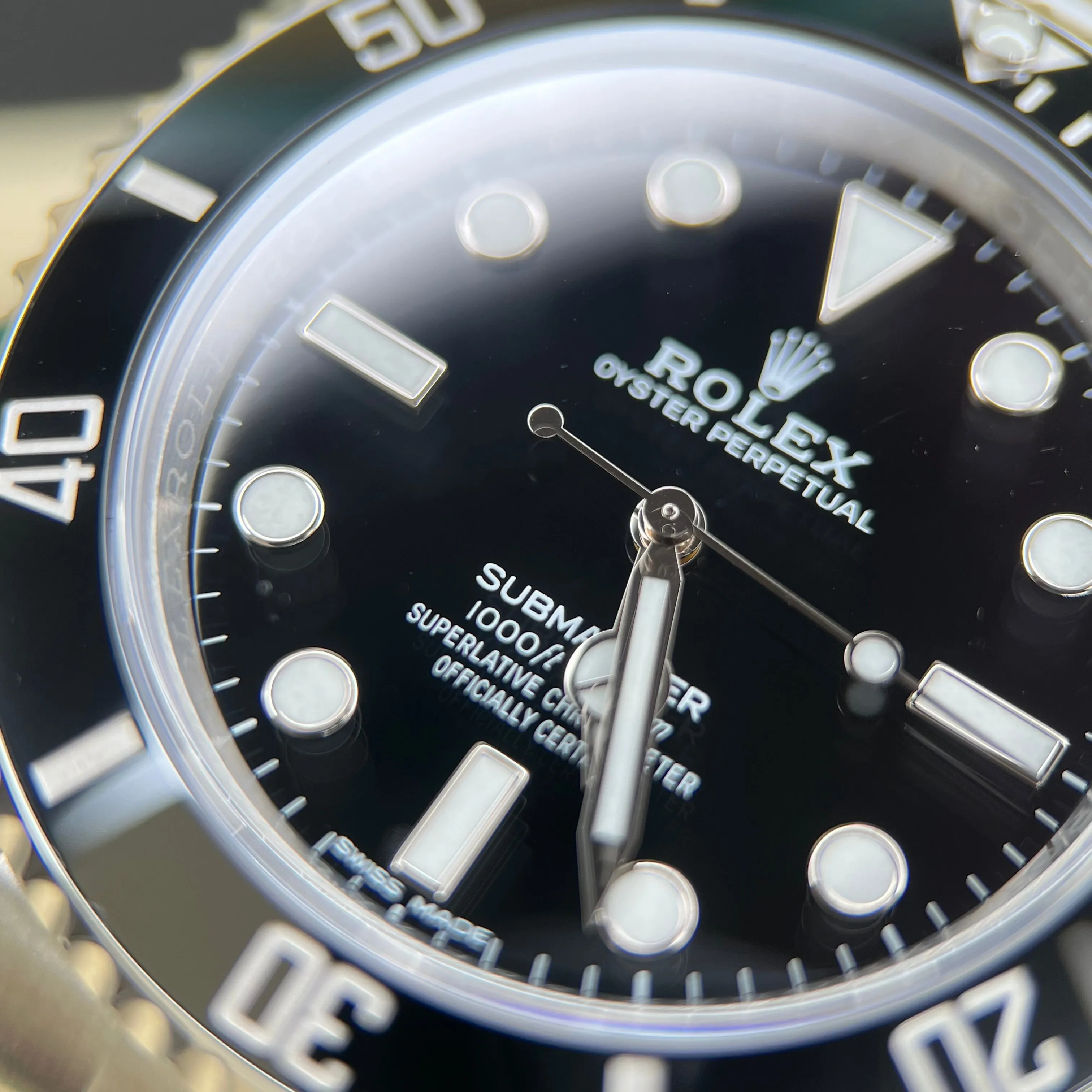 Rolex 114060 Submariner No Date 40mm 2018 Full Set Watch