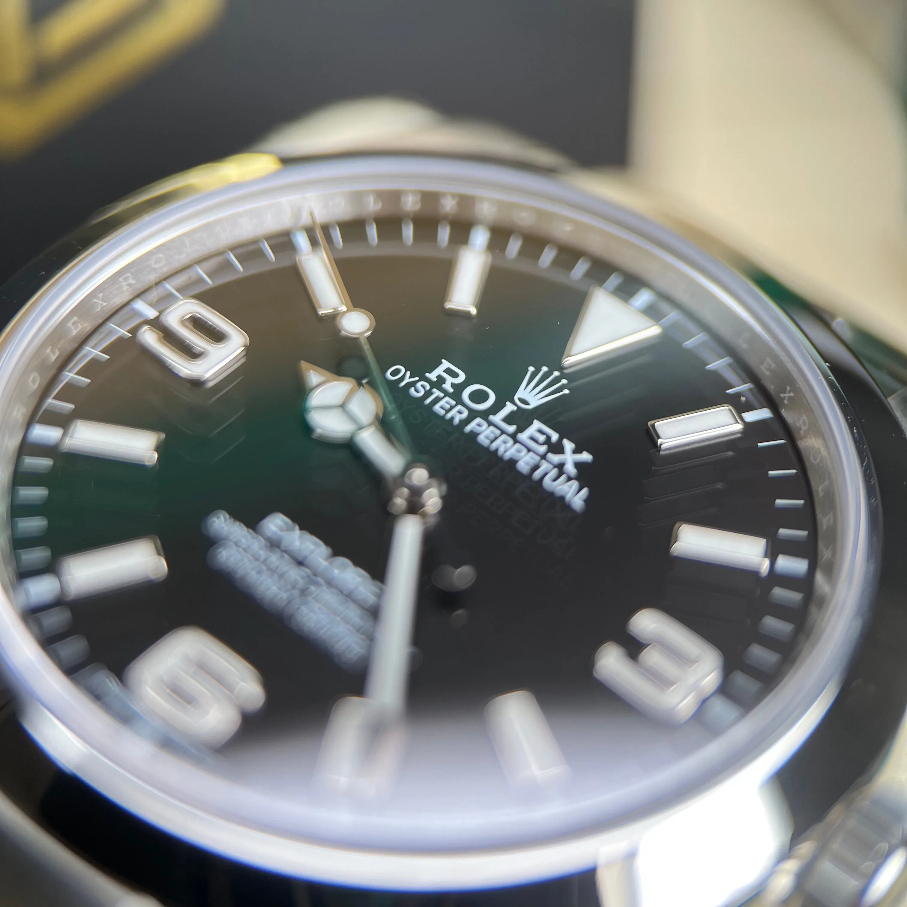 Rolex 214270 Explorer 39mm Black Dial 2018 Full Set Watch