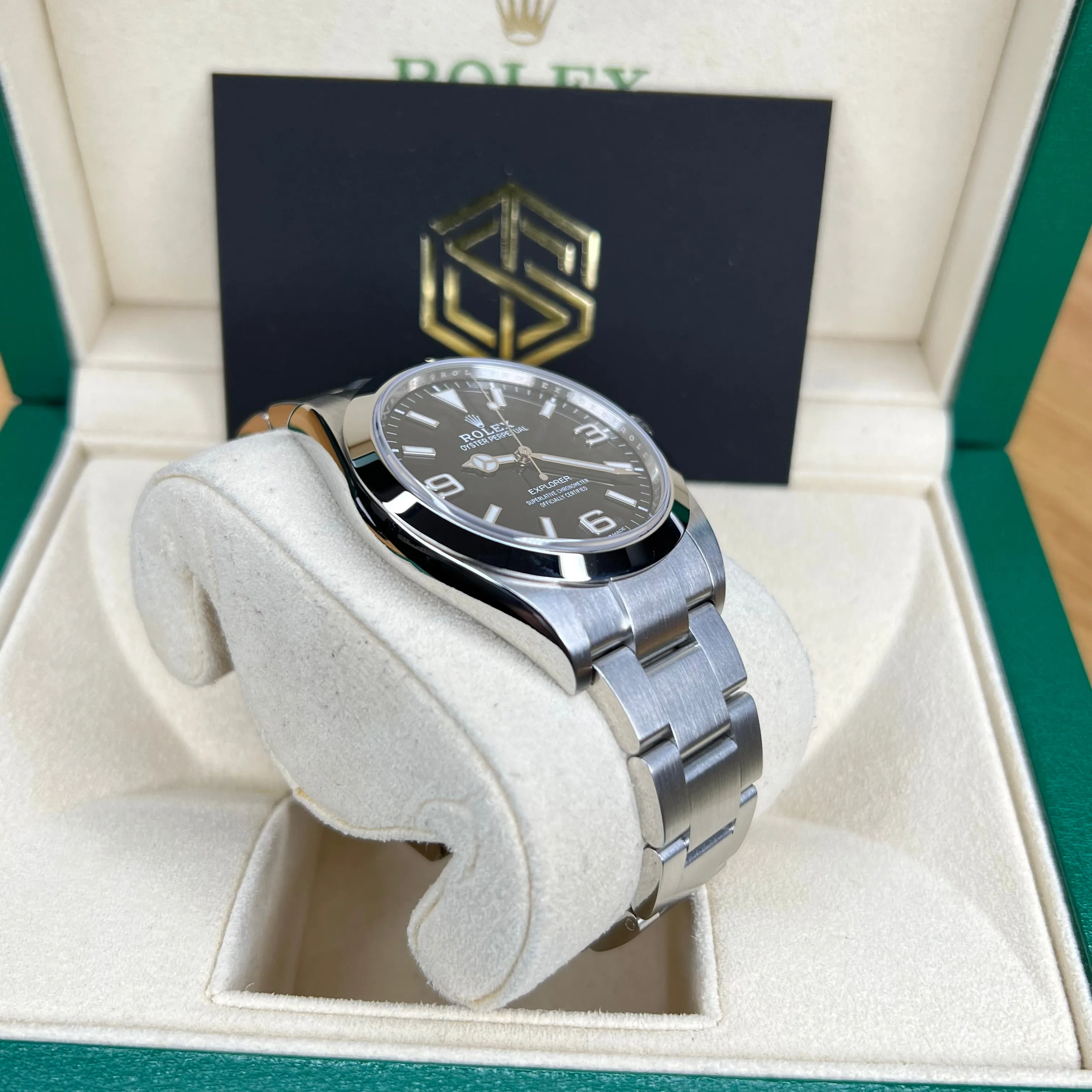 Rolex 214270 Explorer 39mm Black Dial 2018 Full Set Watch