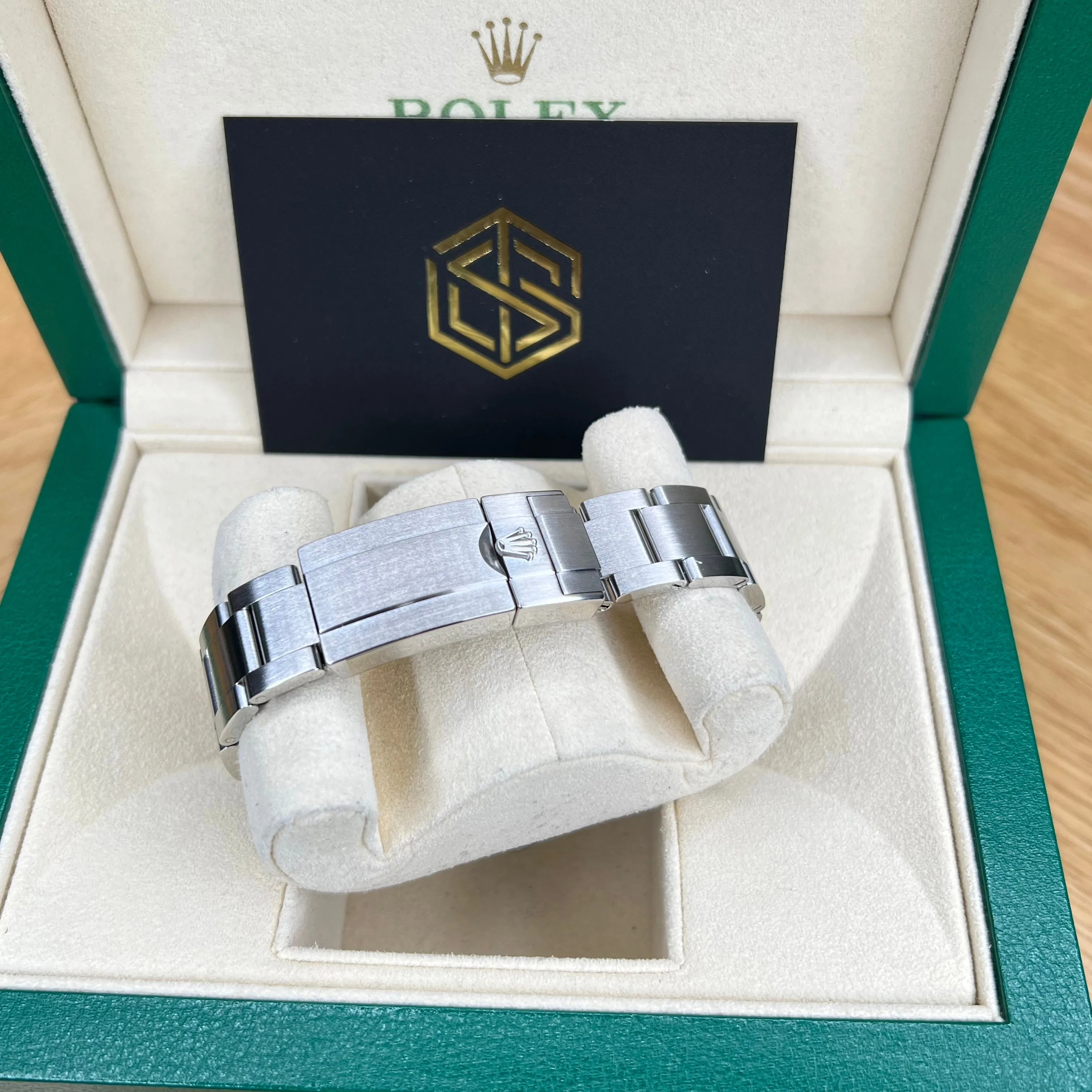 Rolex 214270 Explorer 39mm Black Dial 2018 Full Set Watch