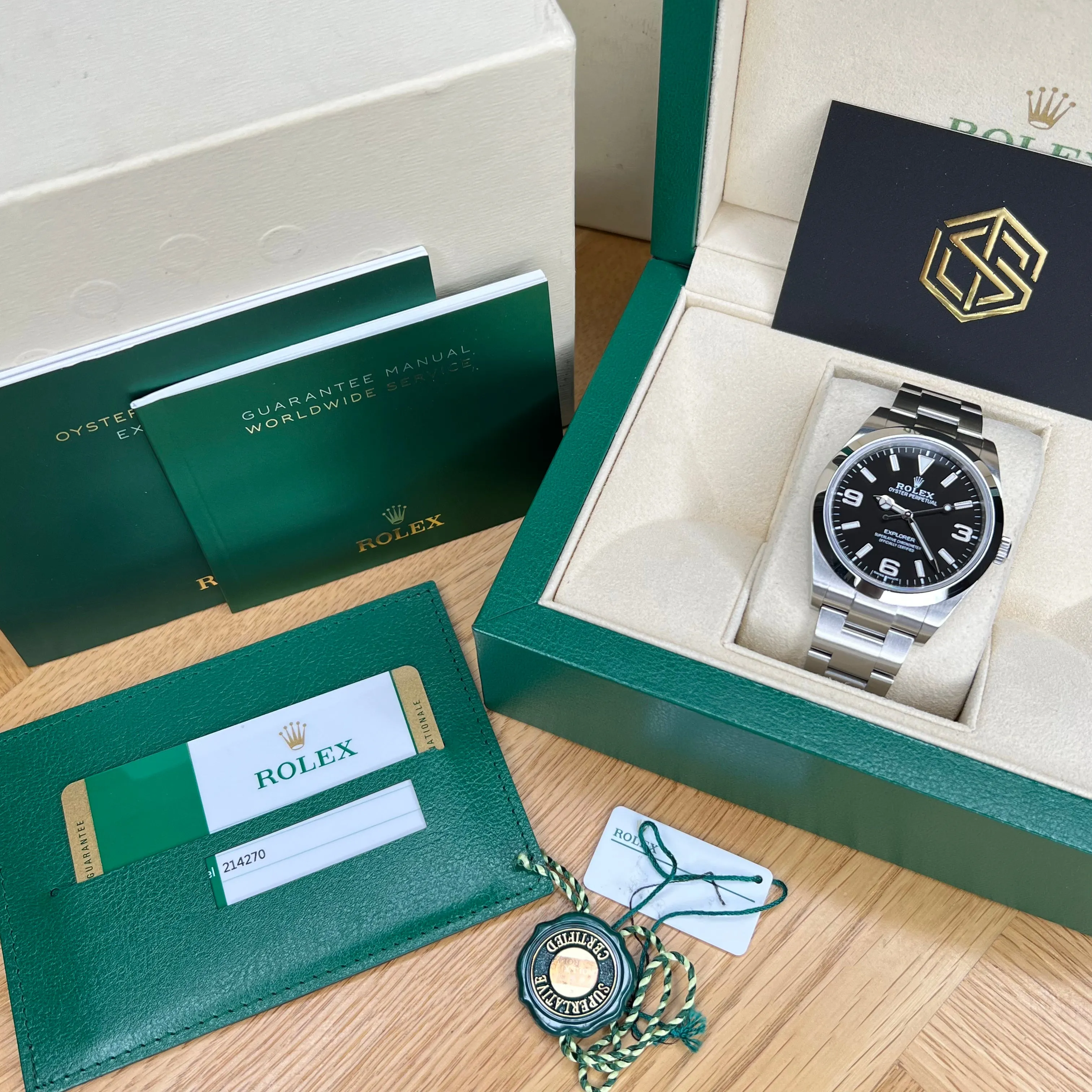 Rolex 214270 Explorer 39mm Black Dial 2018 Full Set Watch