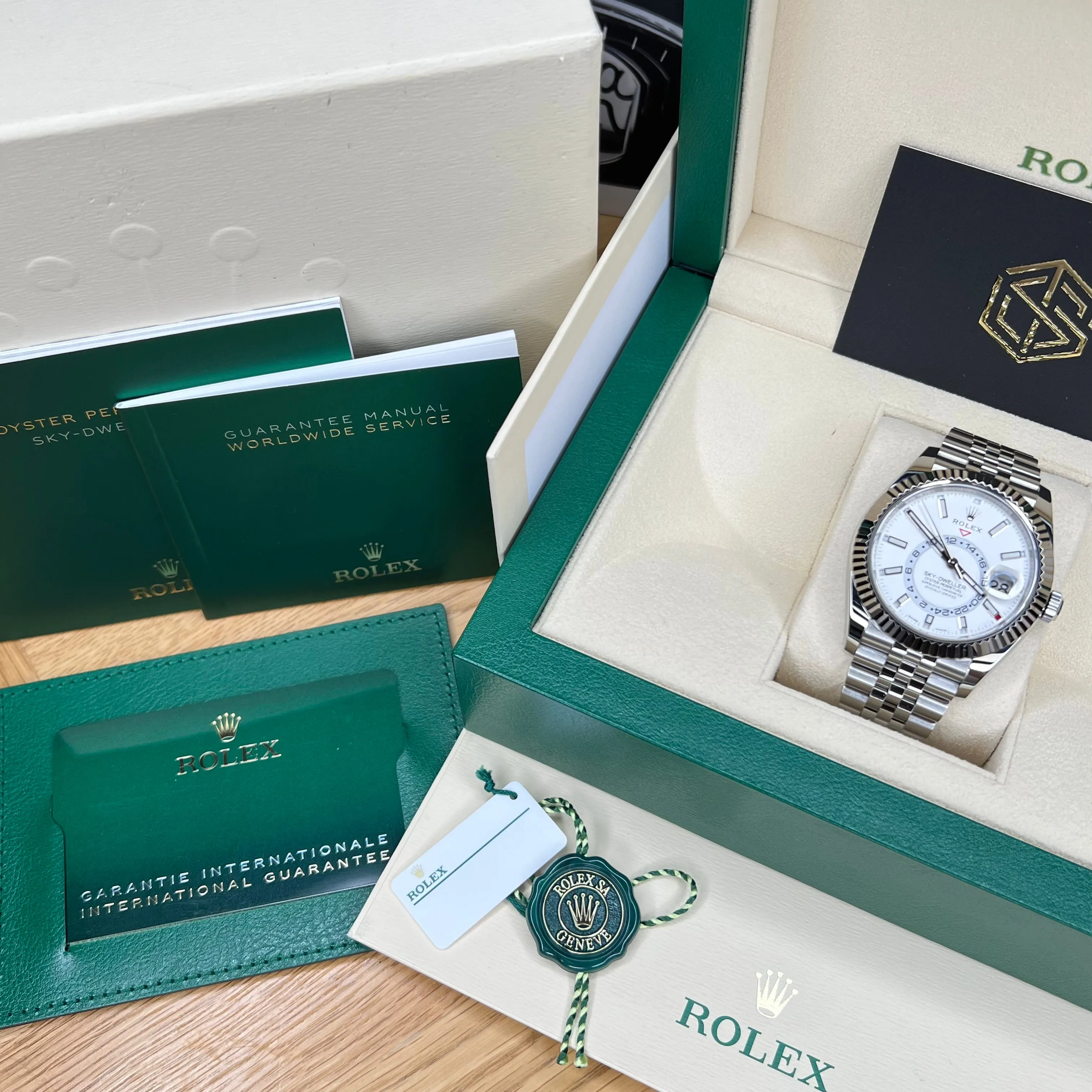 Rolex 326934 Sky-Dweller White Dial Jubilee Bracelet 2022 Watch