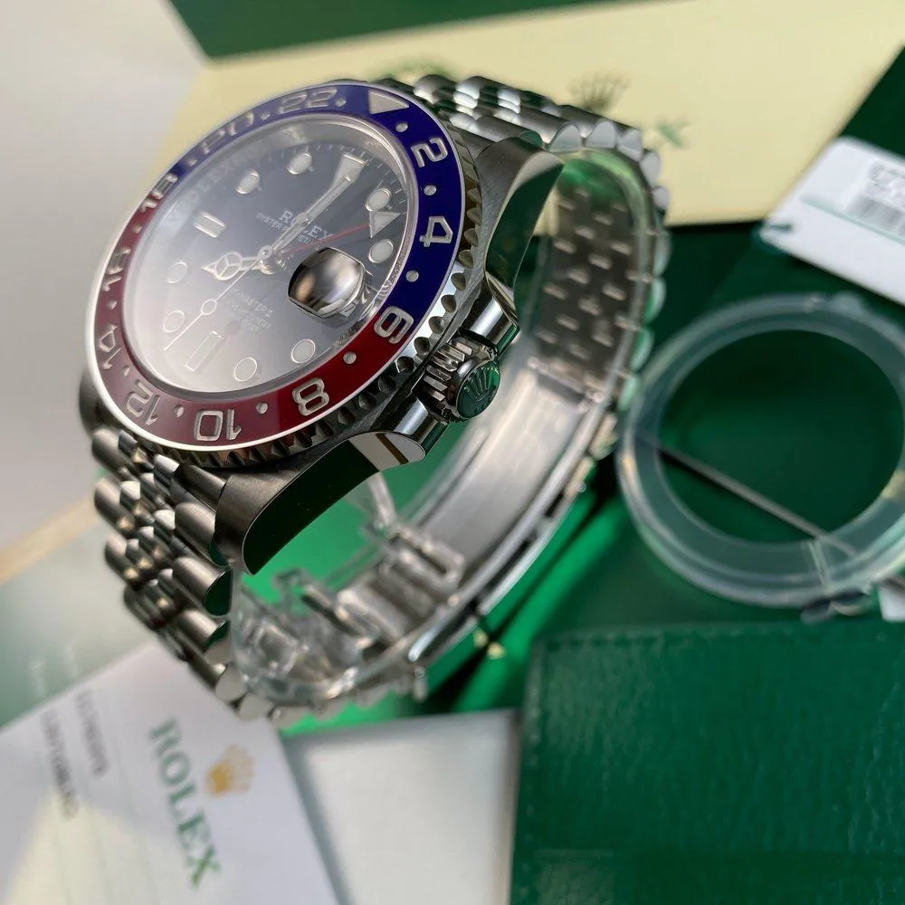 Rolex GMT Master II 126710 BLRO Pepsi (2019)