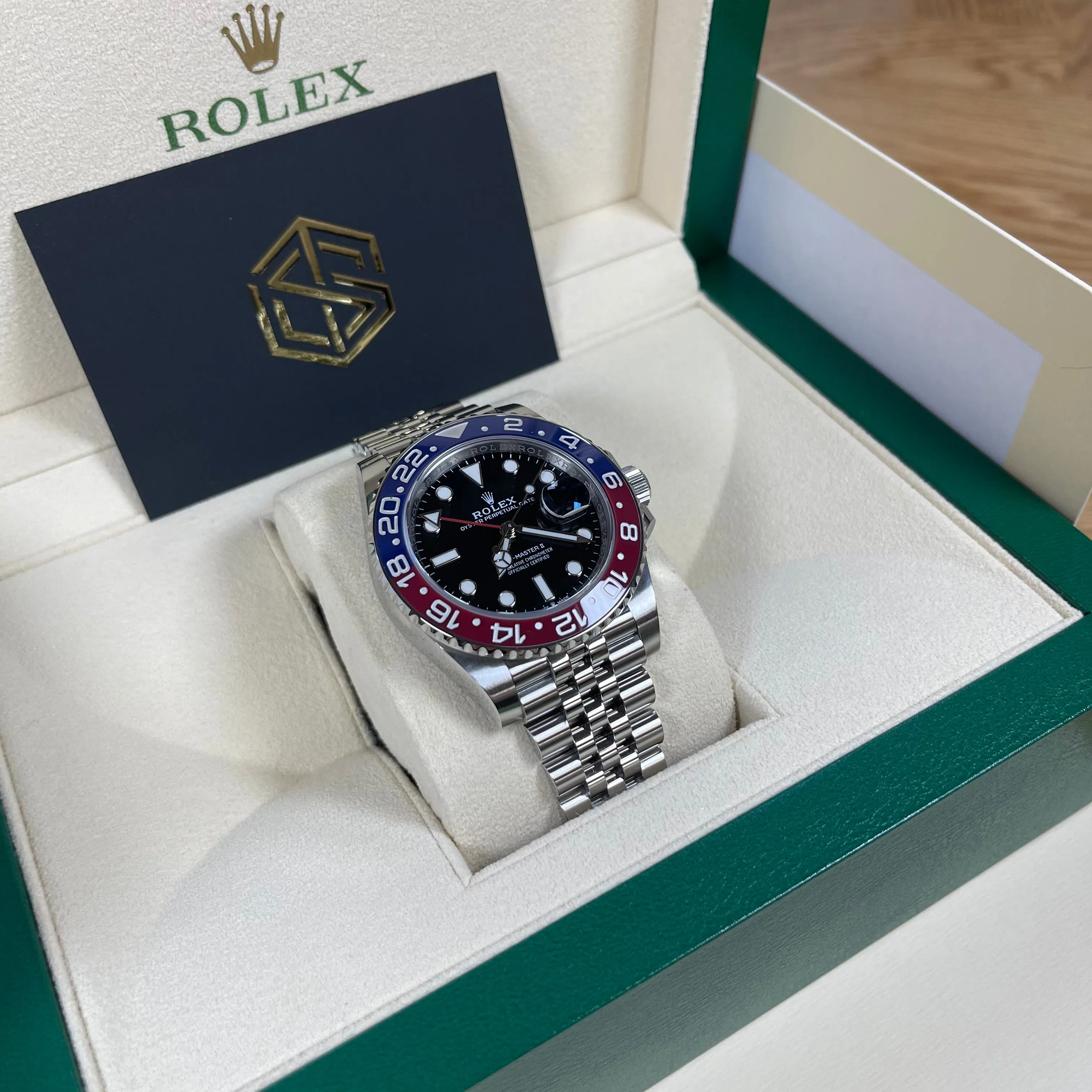 Rolex GMT-Master II 126710BLRO 'Pepsi' Mint Condition 2019 Full Set Watch