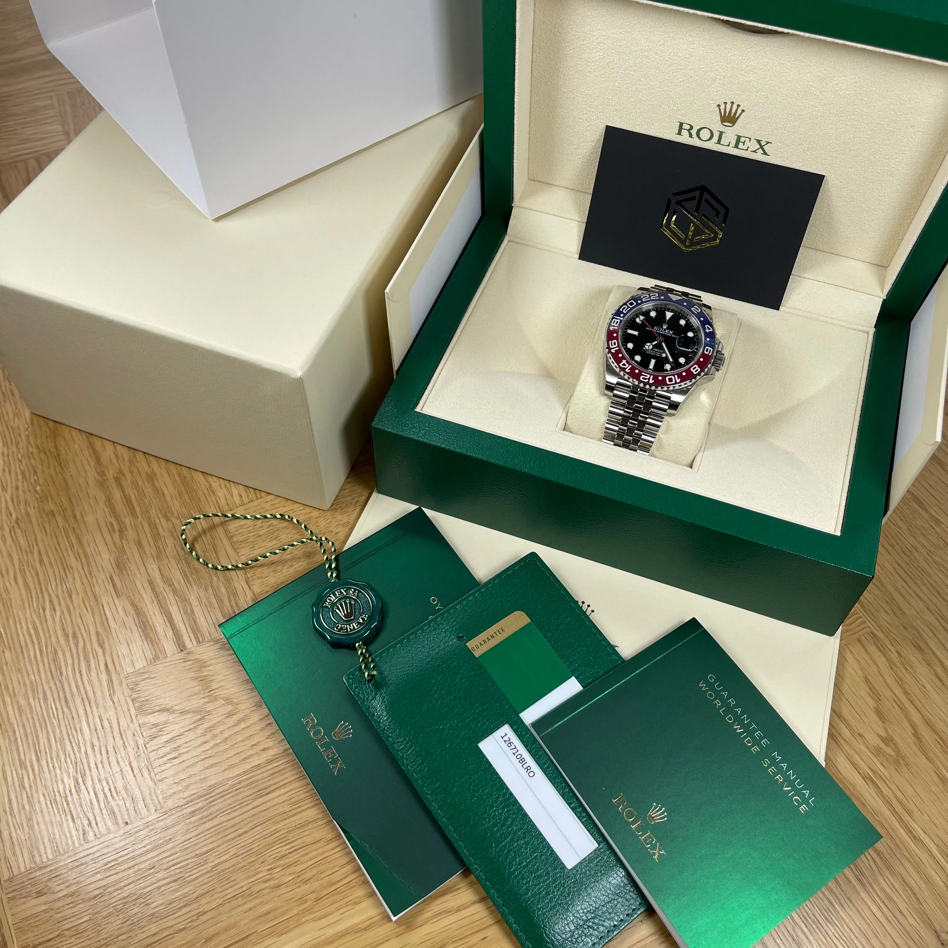 Rolex GMT-Master II 126710BLRO 'Pepsi' Mint Condition 2019 Full Set Watch