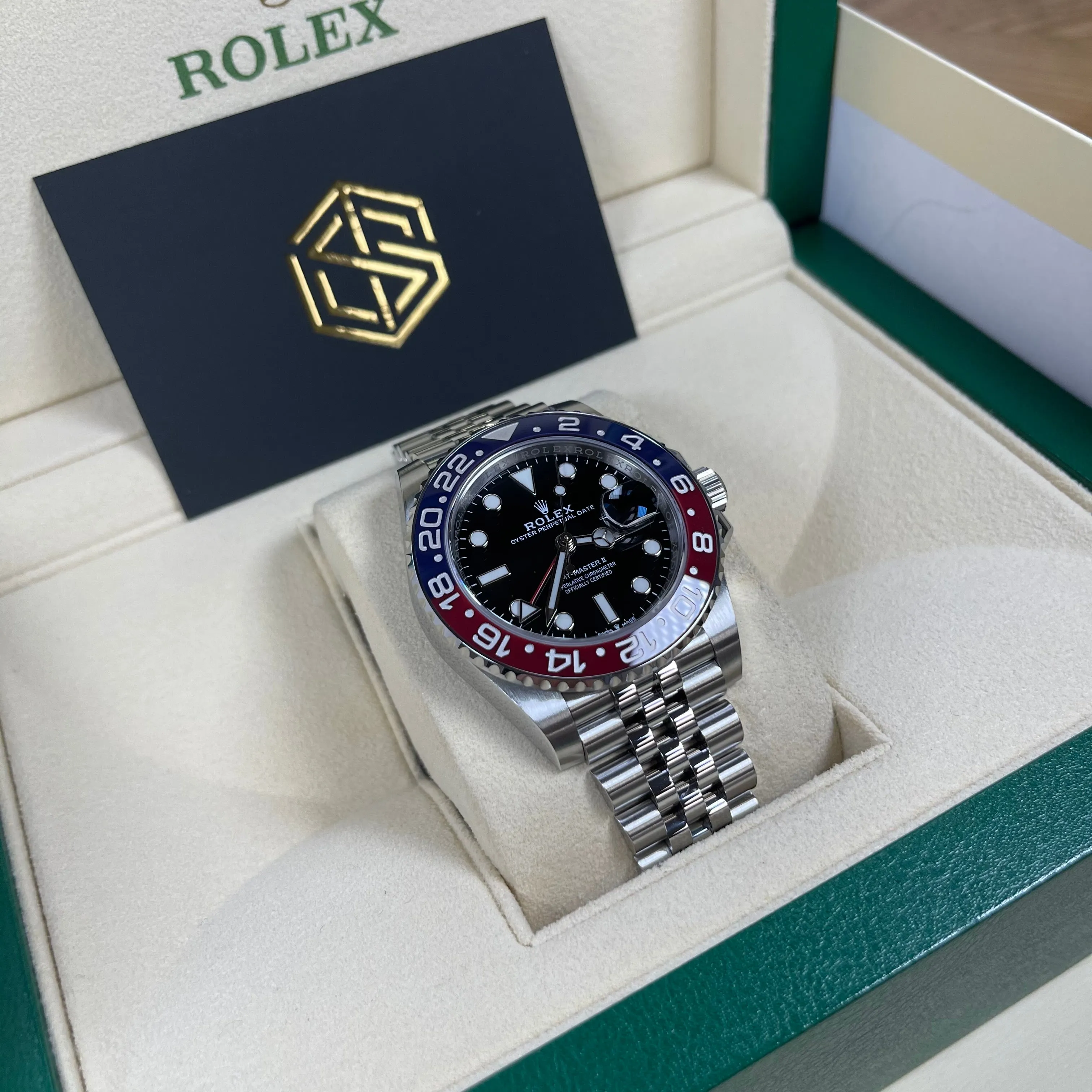 Rolex GMT-Master II 126710BLRO 'Pepsi' Near Mint Condition 2020 Full Set Watch