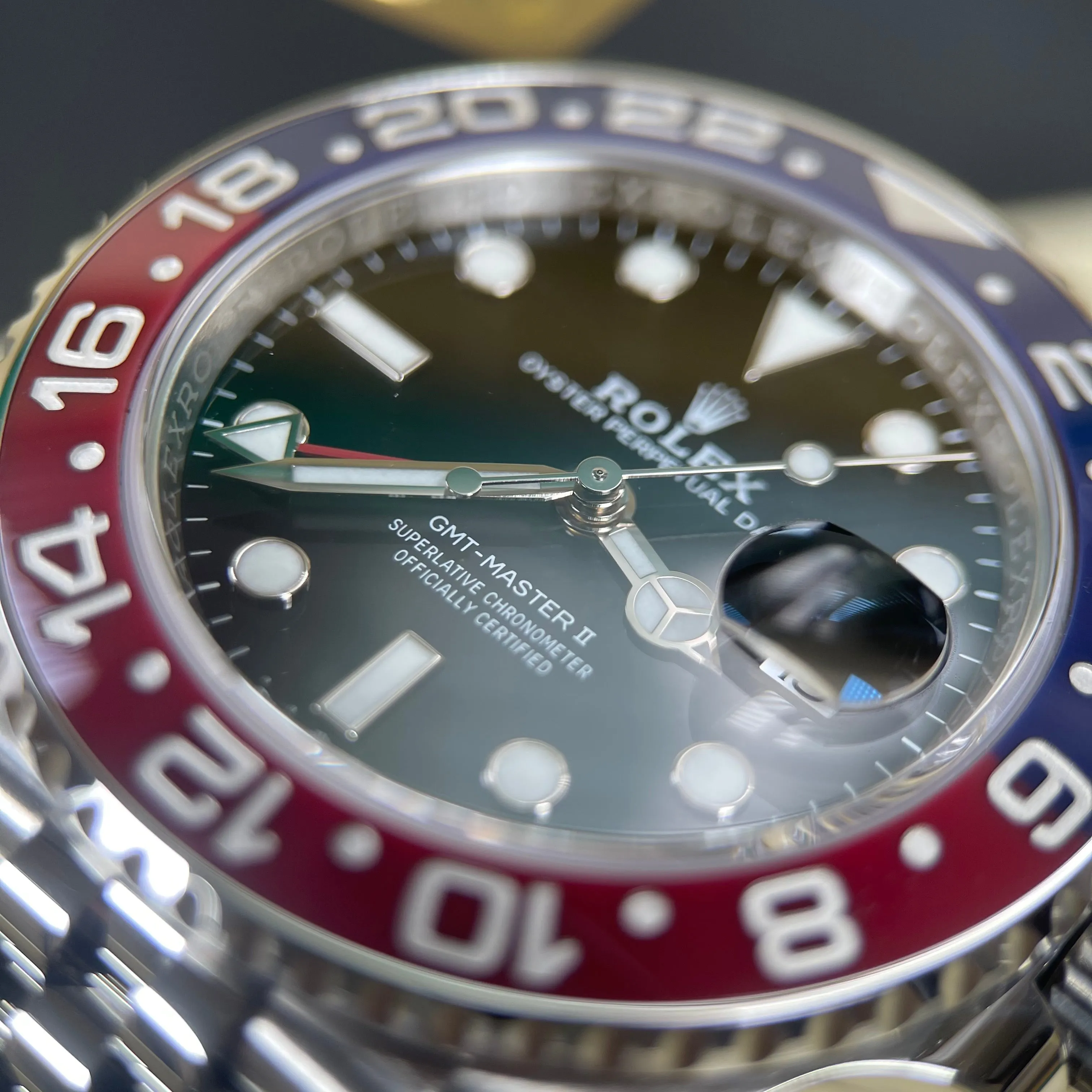 Rolex GMT-Master II 126710BLRO 'Pepsi' Near Mint Condition 2020 Full Set Watch