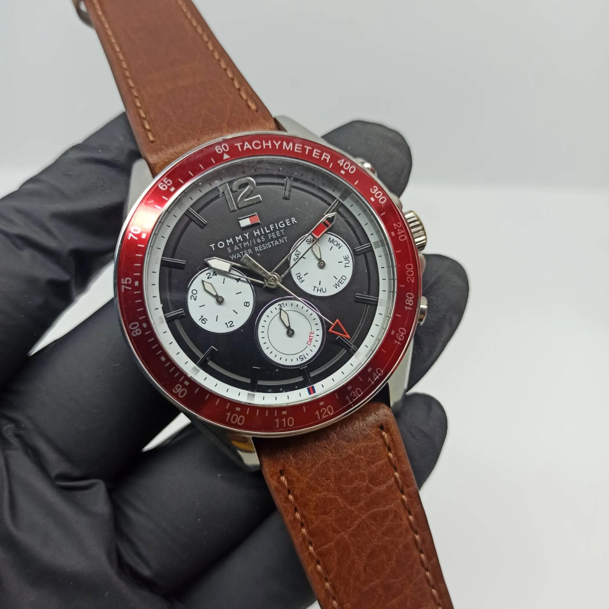 Tommy Hilfiger – Original – Black/Red/Brown - Cosmo graph  – Leather Strap – 46mm - Men's Watch.