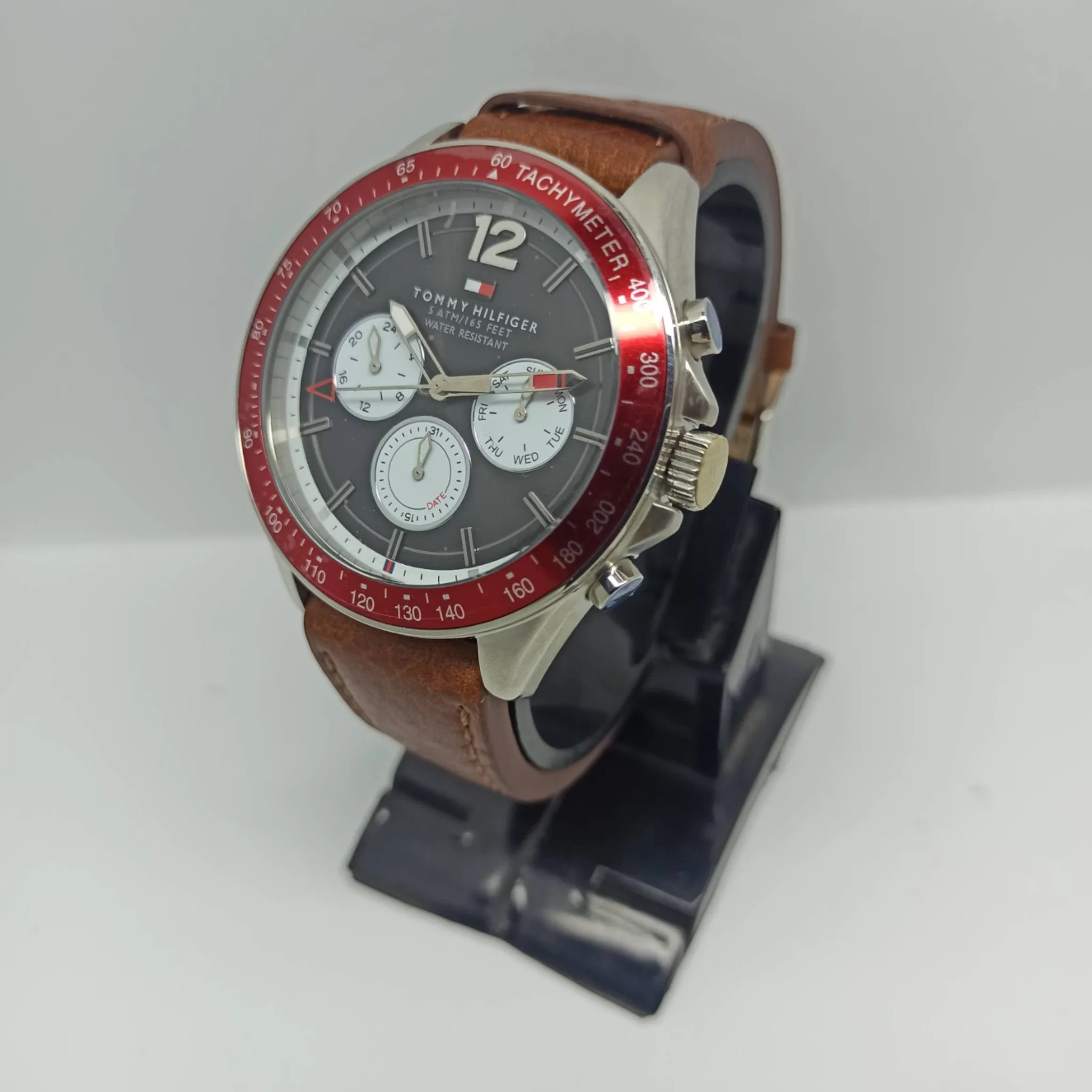 Tommy Hilfiger – Original – Black/Red/Brown - Cosmo graph  – Leather Strap – 46mm - Men's Watch.