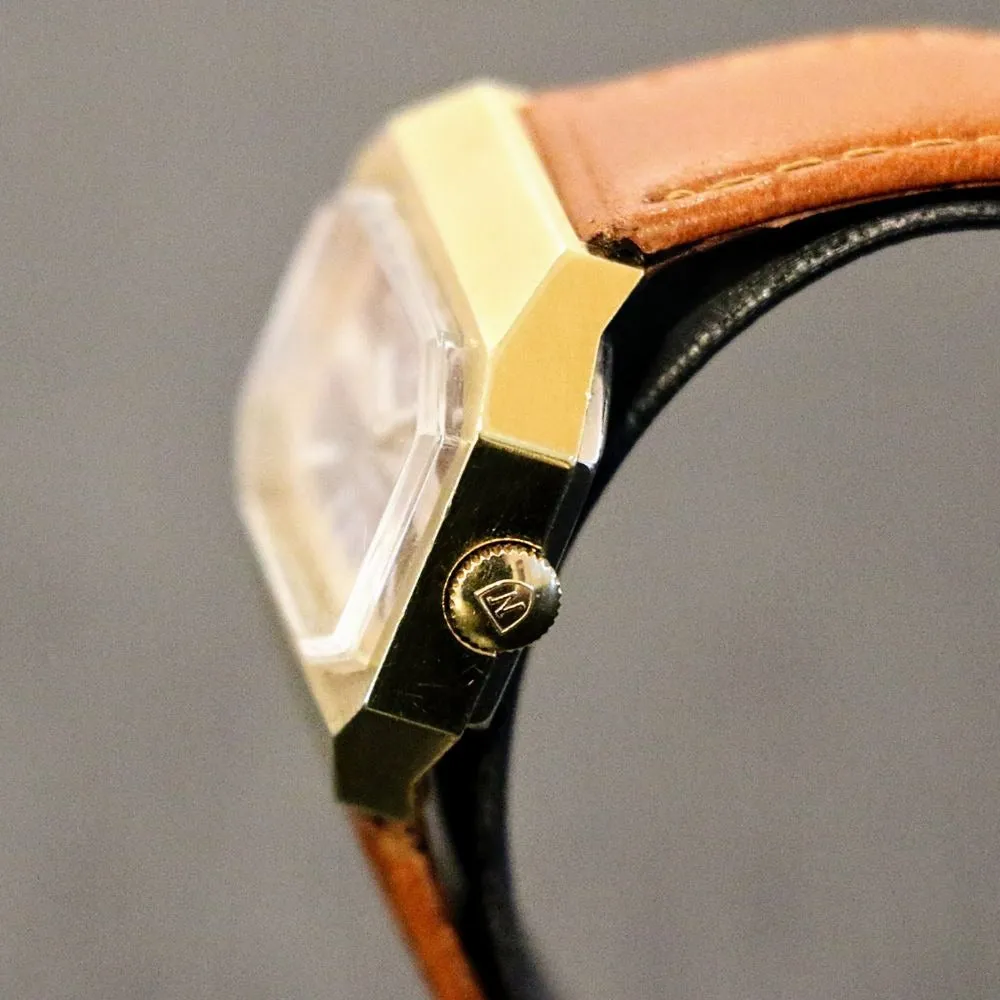 Vintage NIVADA Watch 17 Jewels Cal. FHF 69-21 Swiss Made Retro Wristwatch