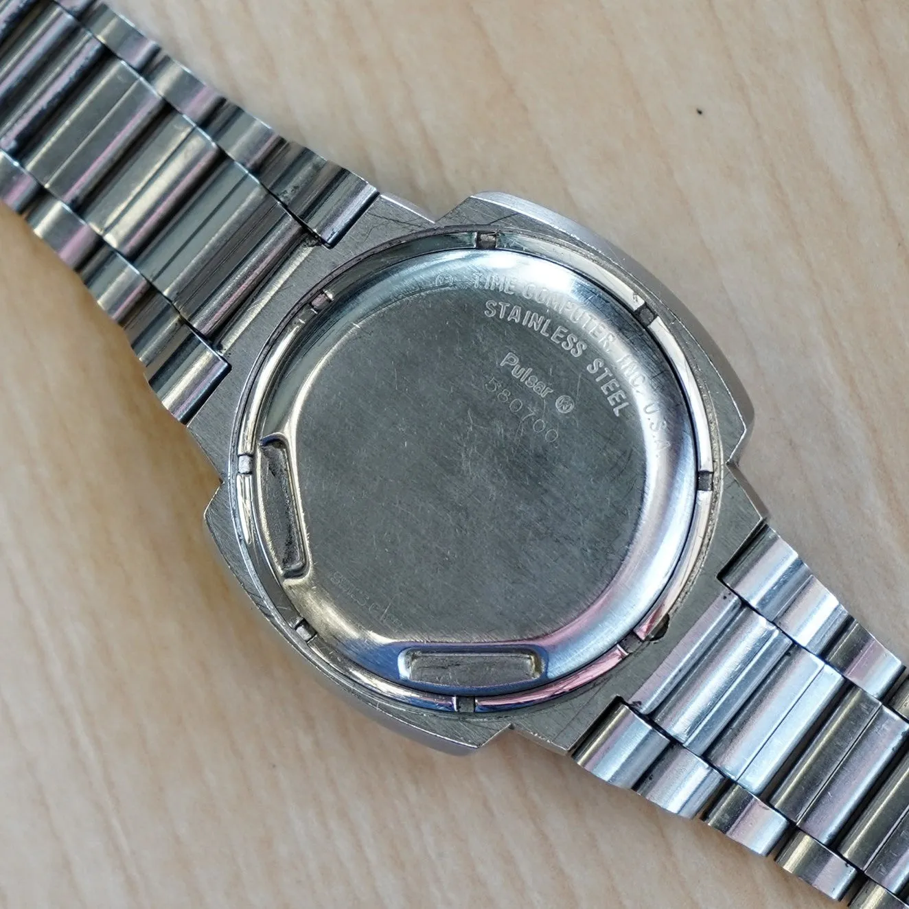 Vintage PULSAR P4 Classic LED Digital Watch 3310 Day Indicator Wristwatch