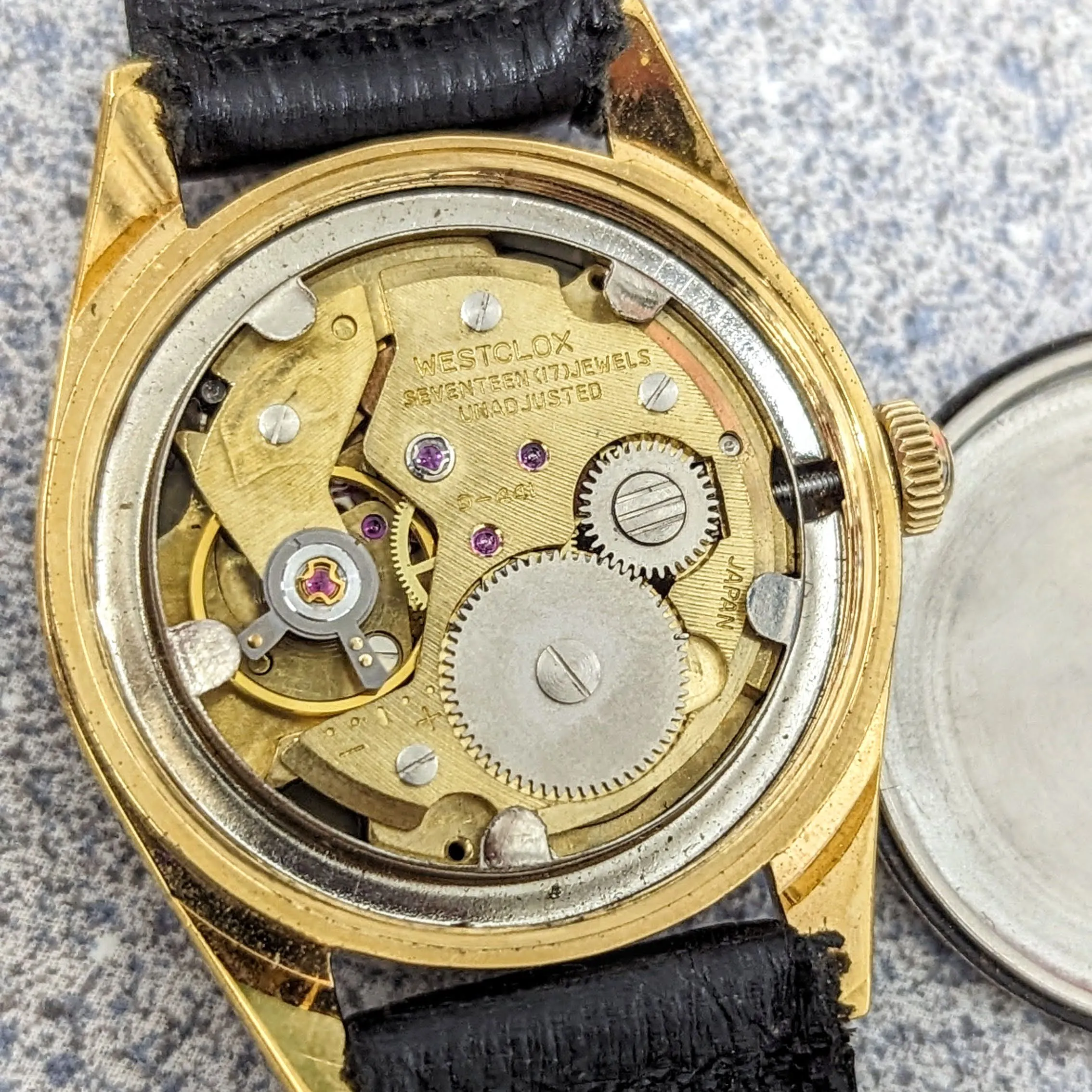Vintage WESTCLOX Waterproof Wristwatch 17 Jewels Cal. D-441 Date Indicator Watch