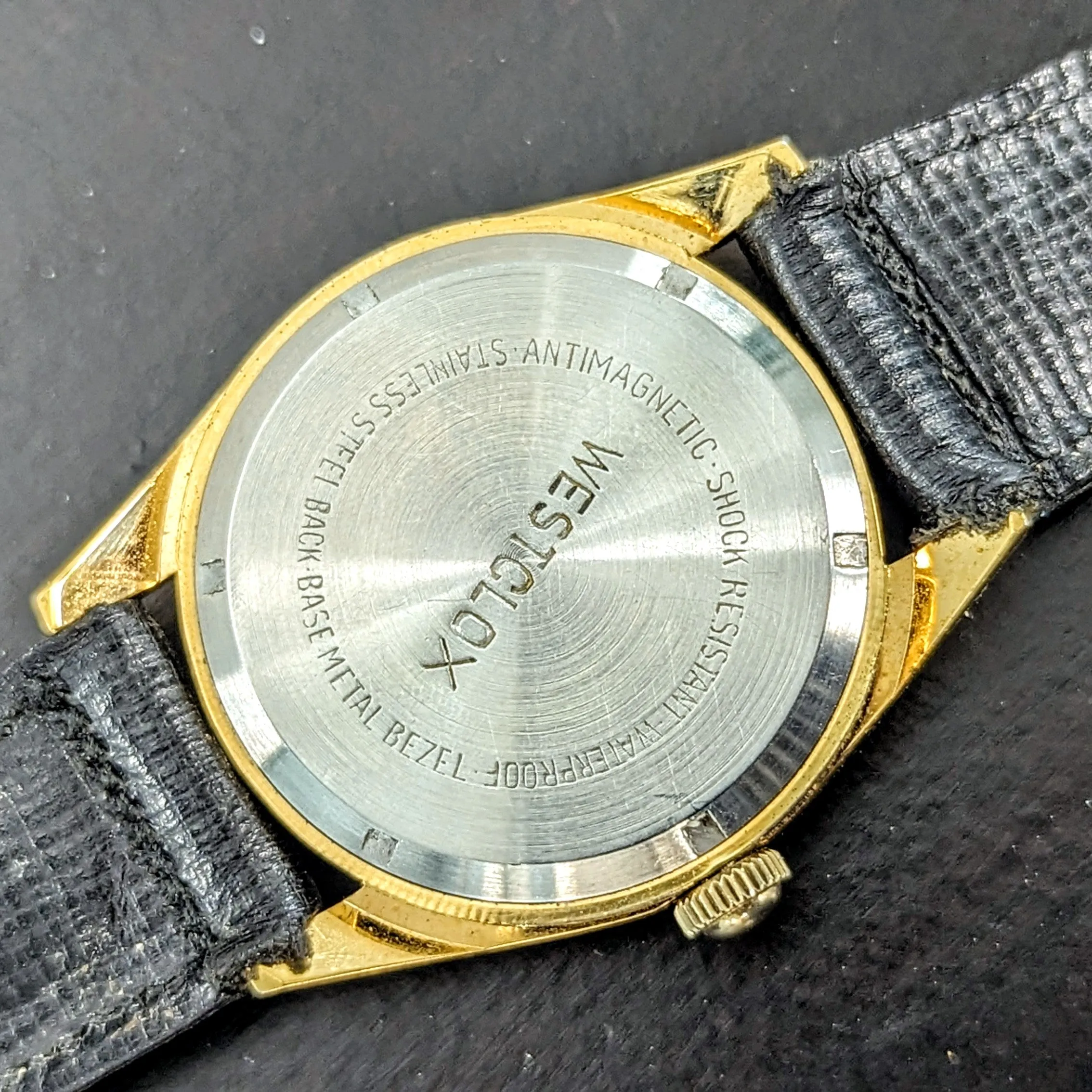 Vintage WESTCLOX Waterproof Wristwatch 17 Jewels Cal. D-441 Date Indicator Watch