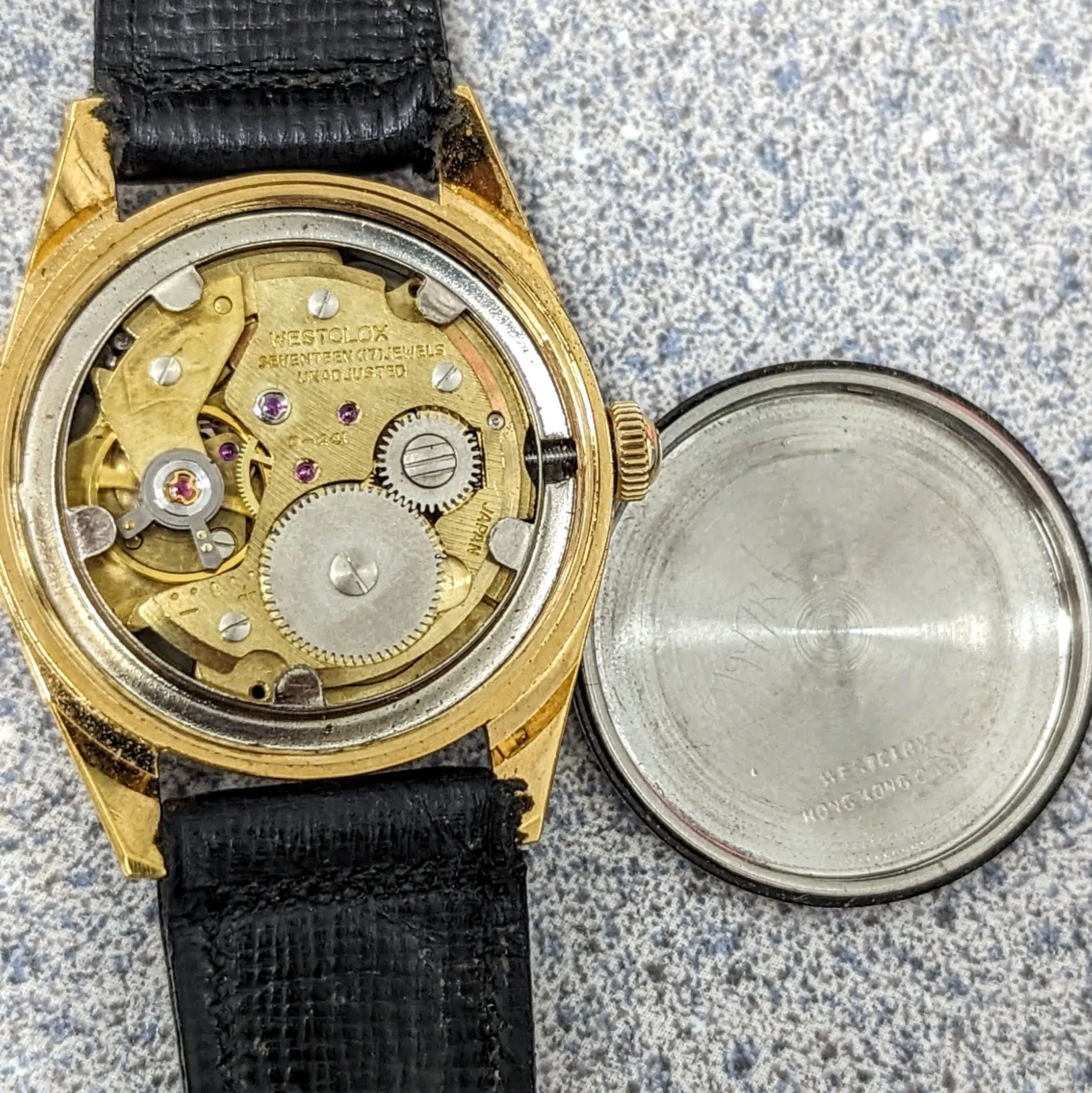 Vintage WESTCLOX Waterproof Wristwatch 17 Jewels Cal. D-441 Date Indicator Watch