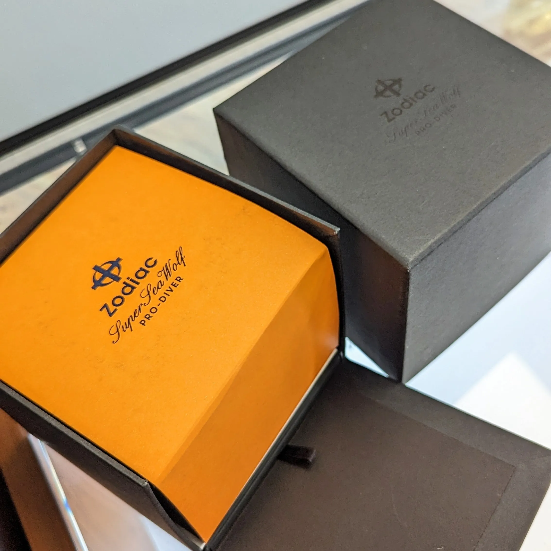 ZODIAC Super Sea Wolf PRO-DIVER Chronometer Automatic Wristwatch Ref. ZO3555 - BOX & Papers!